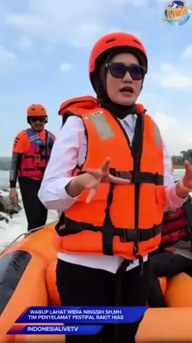 Widia Bersama BPBD Bertindak Sebagai Tim Penyelamat, Di Festival Rakit Hias Aik Lematang #lahatkiteid #bupatilahat #wakilbupatilahat #lahatonline #fyp #lahat #indonesia 