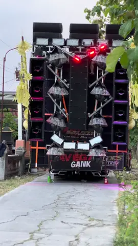 Ikilo Lavegaz Gank feat @HASIL BUMI AUDIO #soundhoregjawatimur #hutindonesia #hutindonesia #kemerdekaan #fyp 