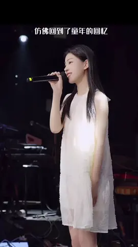你的童年留声机上线啦！#外婆的澎湖湾 #甜妹 