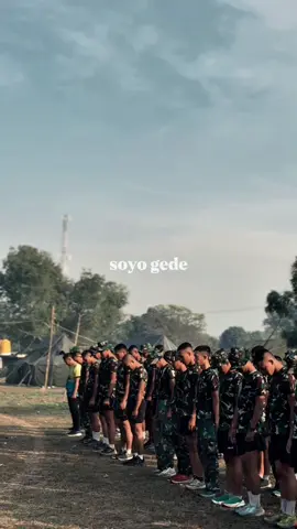 sehat sehat para pejuang keluarga 💪#yonif837kt #ksatriatrunojoyo #kisenapanA 