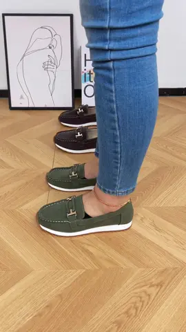 Chain decor slipon soft suede loafer flat shoe #viralshoes #trendyshoes #womenshoes #loafershoes #sliponshoes #flatshoes #flats #walkingshoes #fallshoes #fallfashiontrends #tiktokmademebuyit #spotlightfinds #labordaysale 