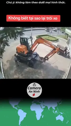 Các bác cẩn thận ạ #mayxuc #hitachi #komatsu 