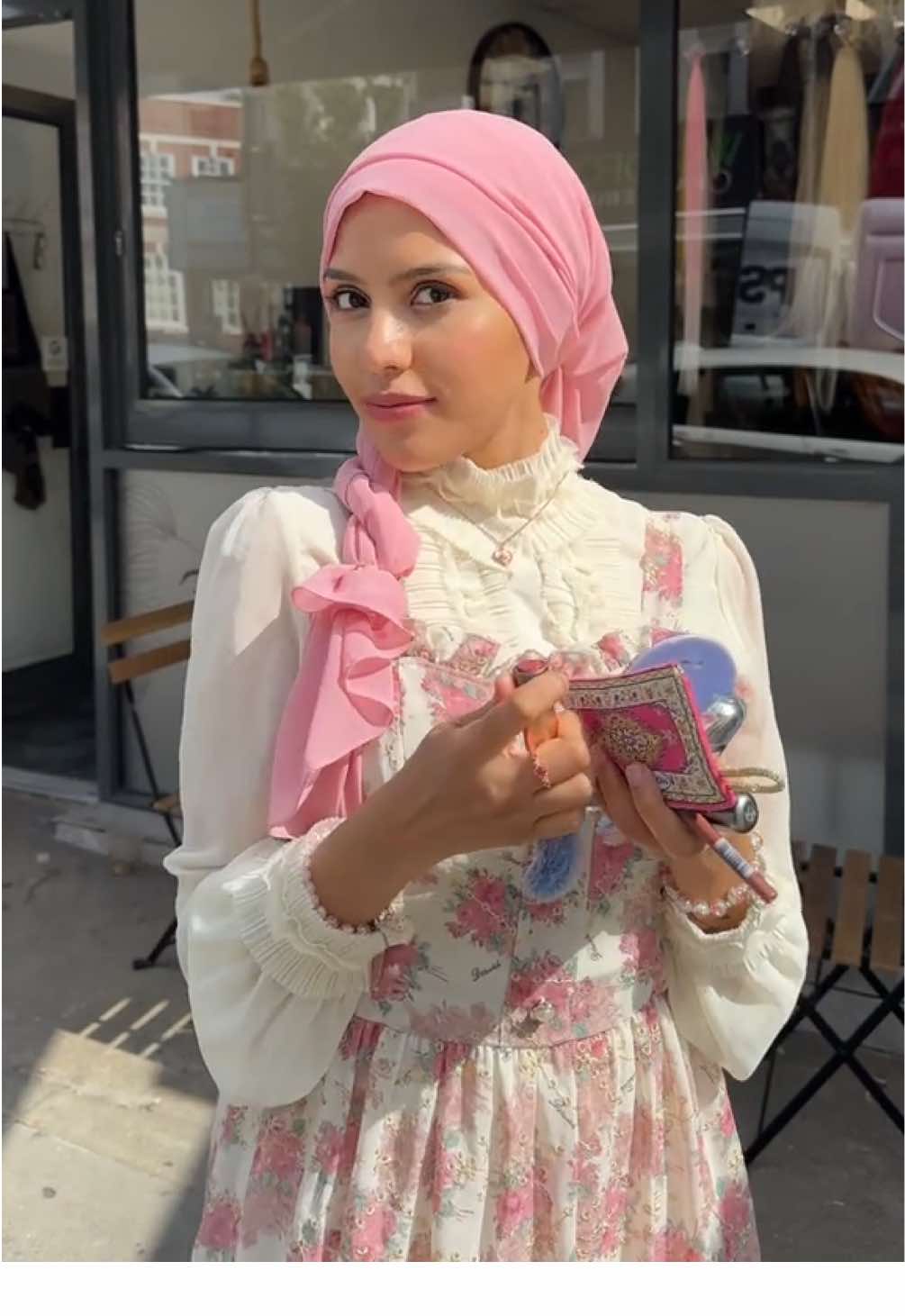 Finishing touches >> #fyp #finishingtouches #hijabi 