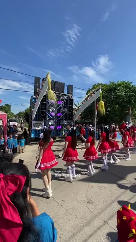 Merah menyala🔥 @LADIES QUEEN  #karnaval #karnavalsoundhoreg #fyp #lewatberanda #karnavalbrakasdemak  @_Bellamargareta 