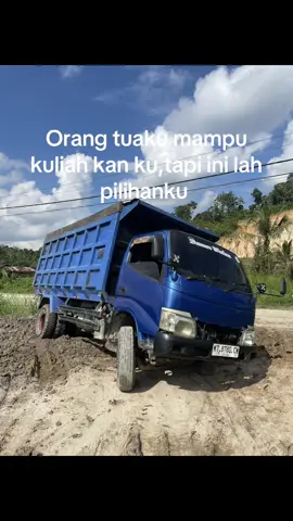 #viral #fypシ゚viral #trukkalimantan #trukmaniaindonesia😍🤙 #trukmaniaindonesia 