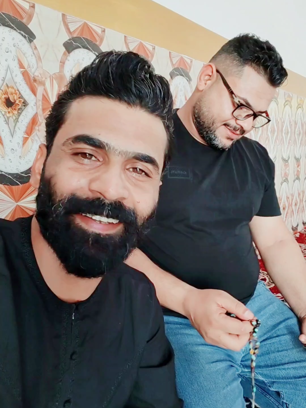 نورتنا وشرفتنا بجيتك اخي الحبيب حمزه ورد #الهم_صلي_على_محمد_وأل_محمد #العراق #الهشتاقات_للاكسبلور #الشعب_الصيني_ماله_حل😂😂 @حمزة ورد 