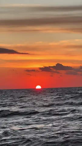 sunset dengan lagu timurnya bikin candu #vibes #sunset 