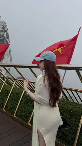 Khi bạn đối xử với cuộc sống bằng sự chỉnh chu và lòng biết ơn, vũ trụ sẽ hồi đáp bạn bằng những điều tương tự 🤍 #fypシ゚ #xh #viral #danang #banahills 