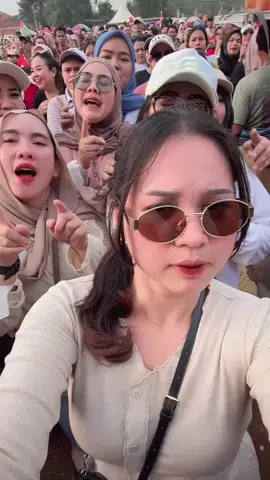 keseruan kita di #familys ciangir💃💃#boneka cinta... 