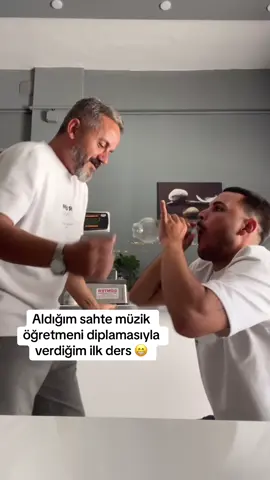 Özel ders isteyen varmı 😁