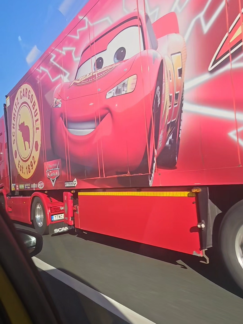 ⚡️🚗 @carinaamouraa #lightningtime⚡️#pixar #disney # #childhood 