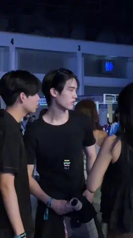หล่อมากค้าบจิ๋ว 😎 #PEEMTANAT #summersonicbkk2025xBUS @Peem 