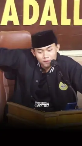 Kuwi lo rungokno mas mbak 😭. Pancen loro tenan chat ora di bales gus 😭. #viralditiktok #viralvideotiktok #viral_video #gusellhamyahyaalmaliki #fyppppppppppppppppppppppppppppppppppppシ @MT. IBADALLAH OFFICIAL 