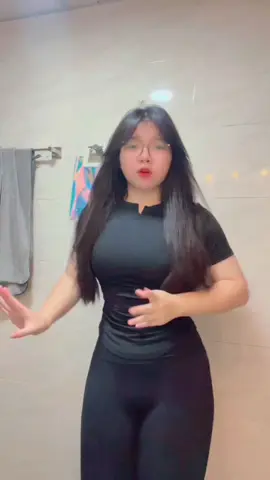 Căng căngg🤡#xh #xuhuongtiktok #viral #dance #serena🥰🎀 