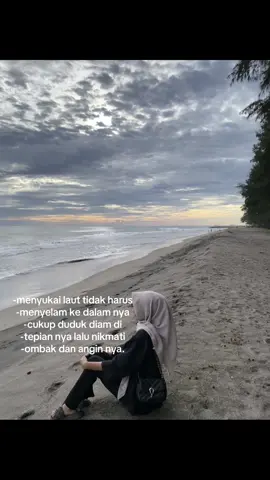 #fypage #foryou #lewatberanda #laut tapi bukan tentang laut #pantaivibes 