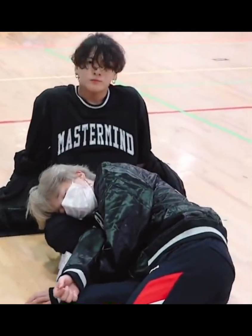 Jungkook is always beside Jimin when he sleeps  #jikook #kookmin #jikook_is_real 