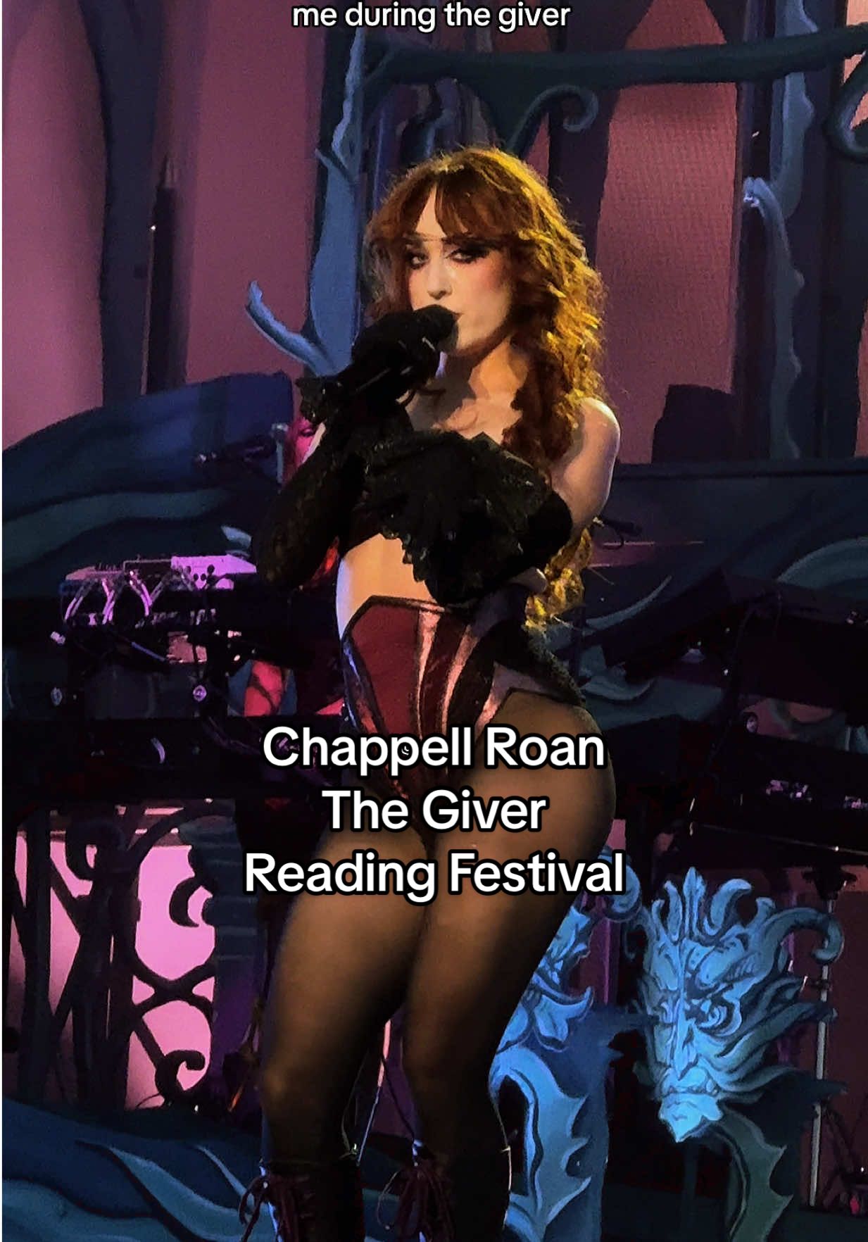 she got the job done, suddenly I’m shy 🙊 @chappell roan #chappellroan #readingfestival #readingfestival2025 #thegiver chappell roan the giver reading festival 