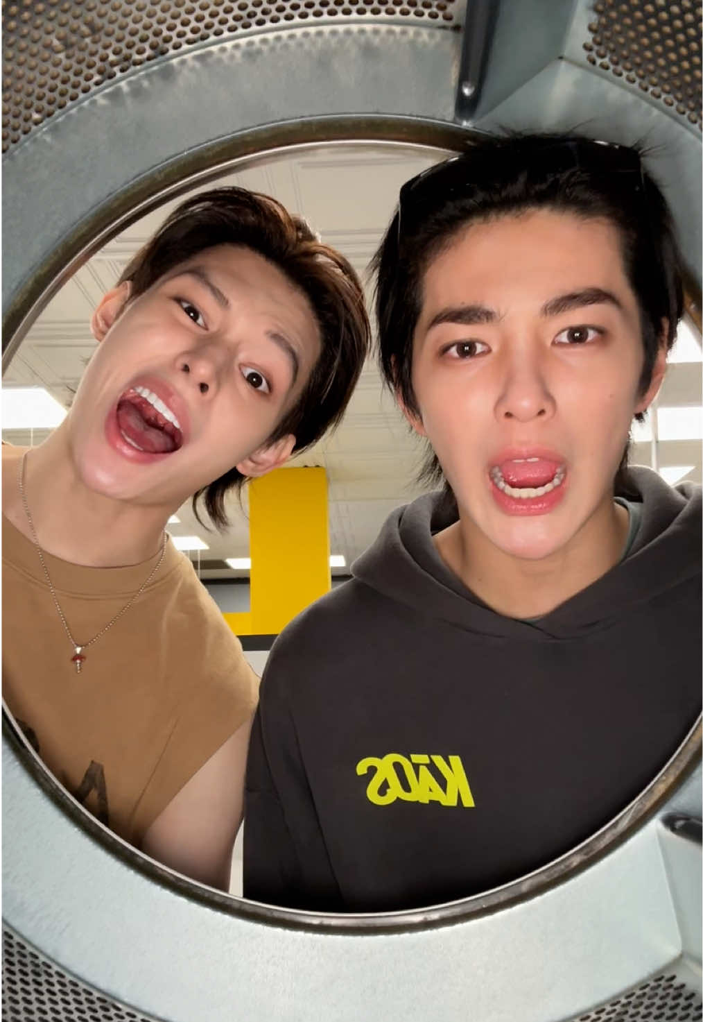 we were bored waiting on the laundry 🧺 #CORTIS #코르티스 