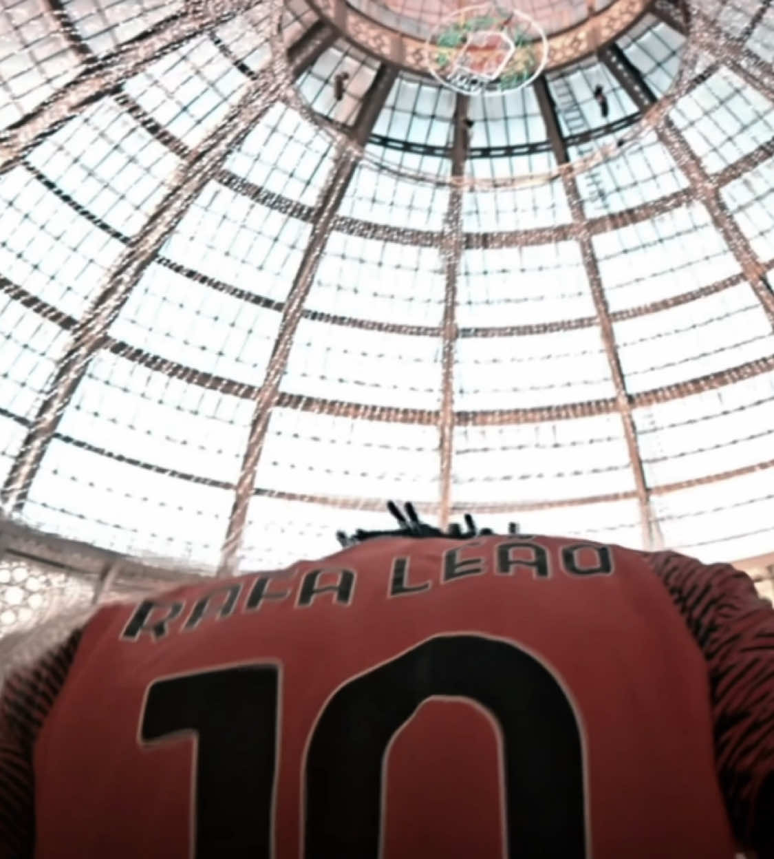 #fyp #foryou #4u #acmilan #rafaelleao #لياو 