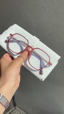 Reading glasses + blue light blocking $ clear vision + free shipping 🤩#readingglasses #readers #rushtok2025 #fyp 
