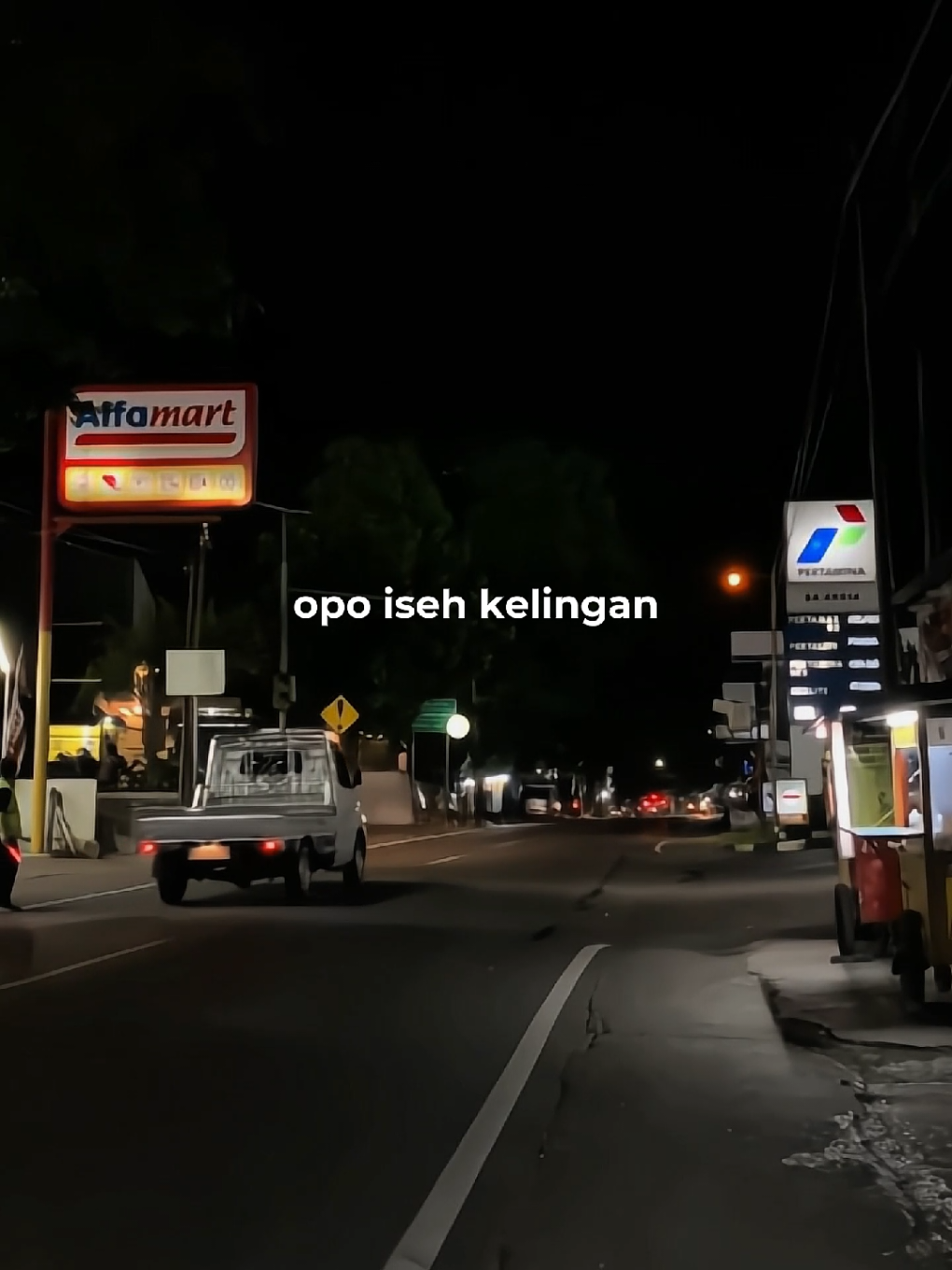 opo iseh kelingan?  #liriklagujawa #liriklagu #overlaylyrics #4u #masukberandafyp 