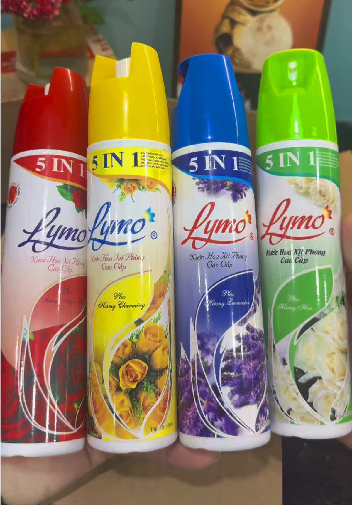 Combo 4 chai xịt phòng tinh dầu nước hoa Lymo #emkieutaphoa #xitphong #xitphonglymo #lymo #xitphongnuochoa