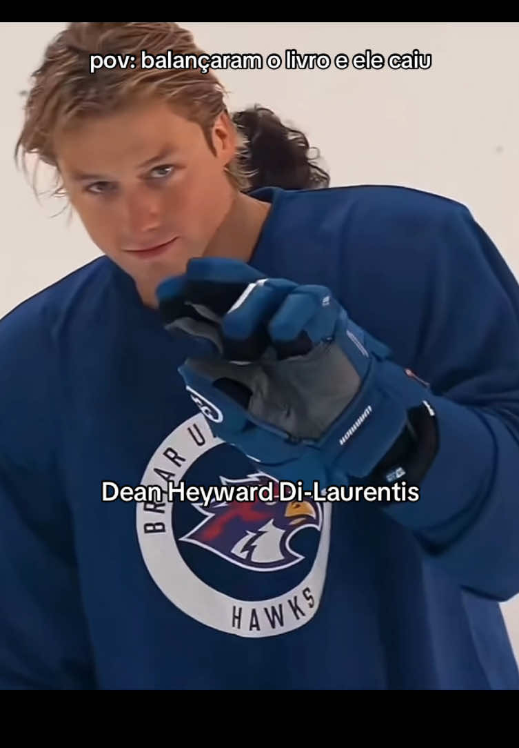 O Dean que todas imaginamos, certo meninas?  #fy #ellekennedy #offcampus #deandilaurentis #deandilaurentisedit 