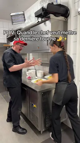 Les chefs 🙄!!#foodtiktok #serveur #trendrestaurant #funnychef#humour 