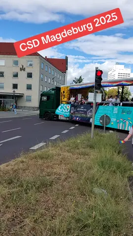 Wunderbares Highlight, dass man nicht auf jedem CSD zu sehen ist in diesem Größenmaß @CSD Sachsen-Anhalt @Queer4mat #csdstattafd #lgbtiq #happypride #csdmunicipal #csd 