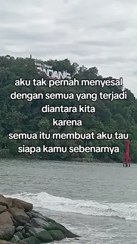 #singelmomstrong💪💪  #Pantai Padang Sumbar@suri muliani 