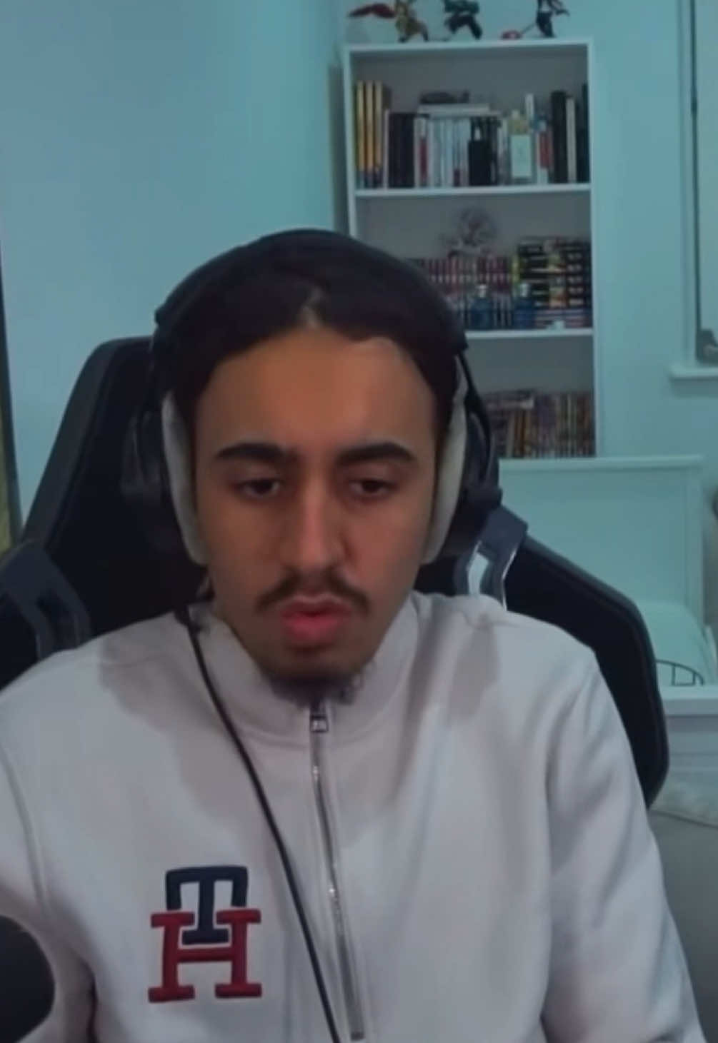 Akhi gluant 🤢 #pourtoi #hamzakerdali #complexe #poils #twitchfr 