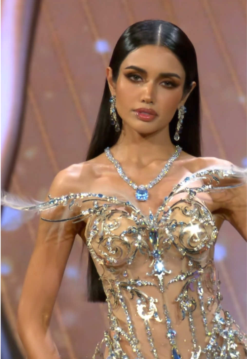 QUEEN VEENA IN THE EVENING GOWN COMPETITION AT THE FINAL NIGHT OF MISS UNIVERSE THAILAND 2025 #veenapraveenar #veenapraveenarsingh #missuniversethailand2025 #missuniversethailand #missuniverse 