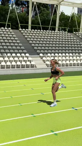#SportyAndStunning 