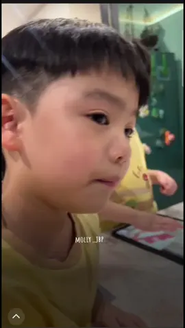 เริ่มฟังลูกทิพย์พูดไม่รู้เรื่องล่ะ โรงเรียนสอนภาษาใกล้ฉัน ต้องเข้าแล้วล่ะ🤣🤣#น้องพีร์ #พีร์ทองธรรม #pheethongtham #theephee #พี่ธีร์น้องพีร์ #อัยวาอัญญา #พ่อพ่อบีมม๊ามี้ออย #เทรนด์วันนี้ 