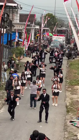 Bongkar  X mysterious girl ☺️🥰 @🆃🅴🅰🅼 🅺🅰🆆🆄🅻🅾 🅰🅻🅾🆃 @AN AUDIO BLITAR  #djmaretabuaya #ladypandalungan #karnavalbanjarejongantang 