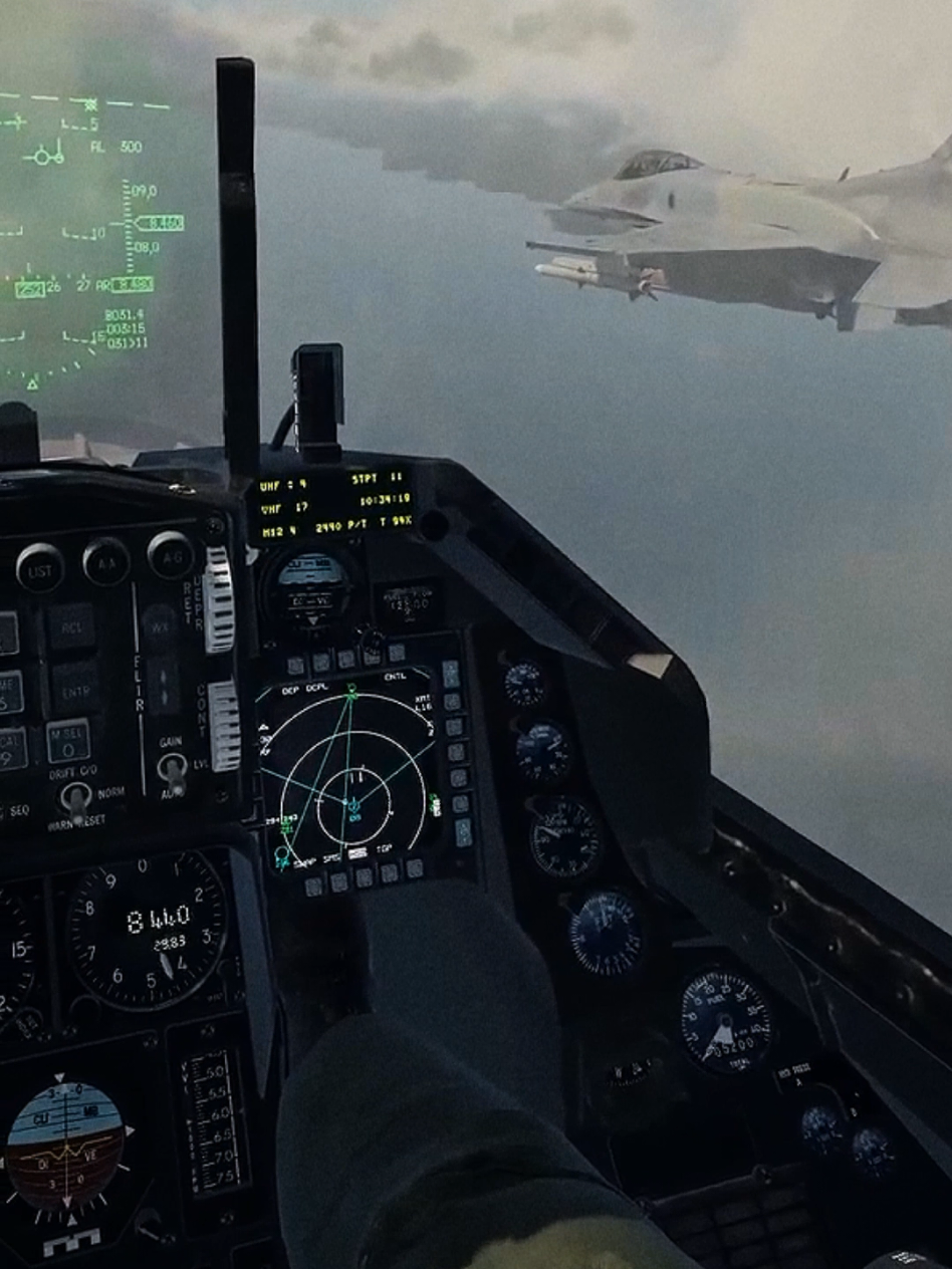 💂🚀นักบิน กริพเพนของ🇹🇭#กองทัพอากาศ #jas39gripen #f16 #gripen #ชายเเดนไทยกัมพูชา 