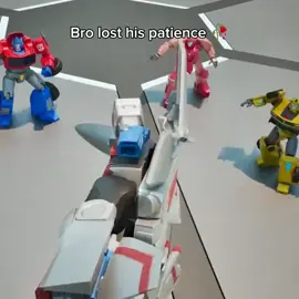 to rindo #transformerscyberworld #transformers #elitaone #mirage #starscream 