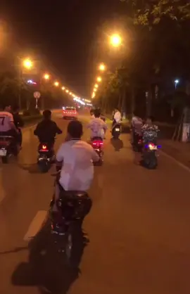 Hôm này là thứ 7 anh em lượn phố thôi nào off xe tập đoàn gogo xmen #xuhuongtiktok #xuhuongtiktokxediendoxmen 