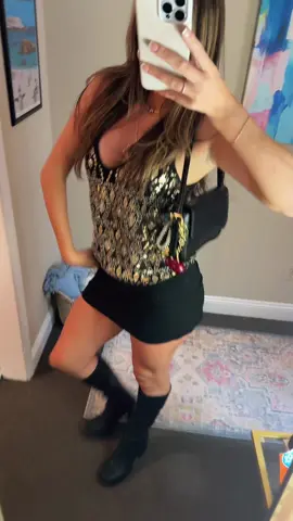 What’s up baddies happy Friday 