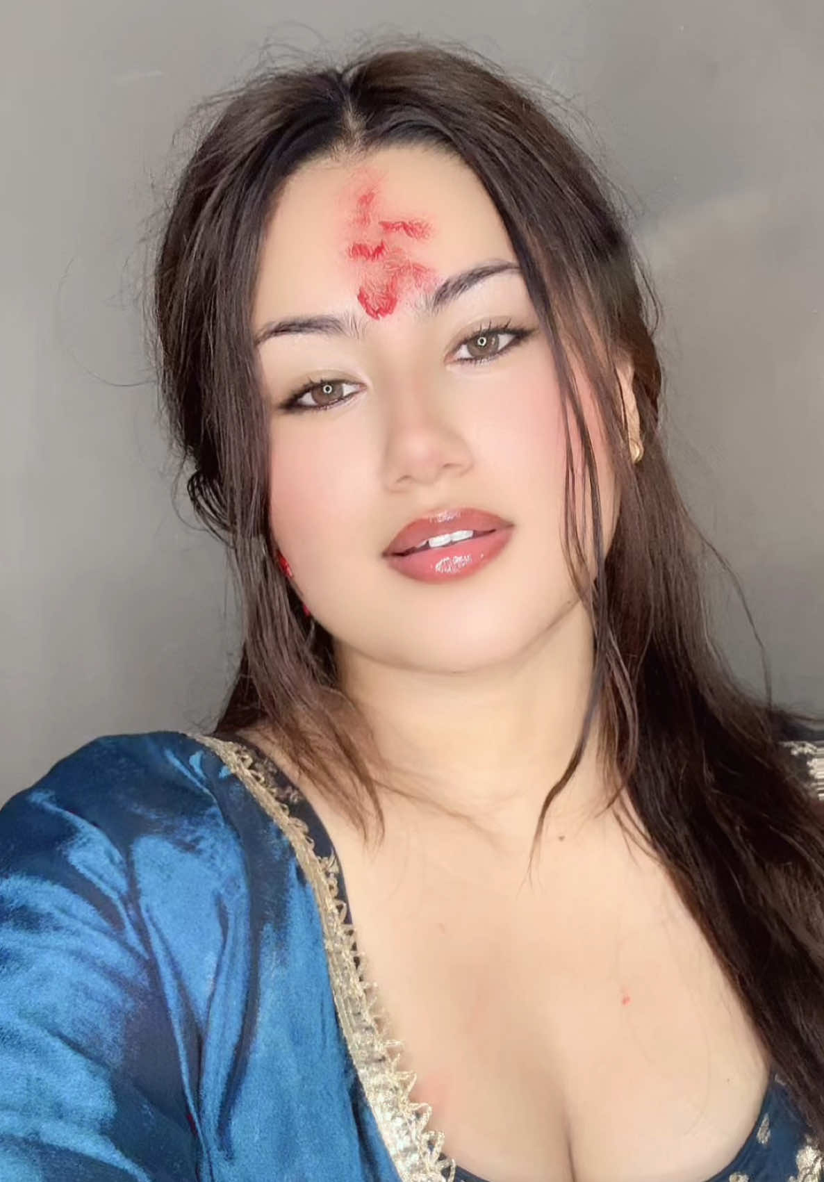 When your entire family treasures you as their beloved daughter and worships you like Goddess Laxmi 🥹❤️