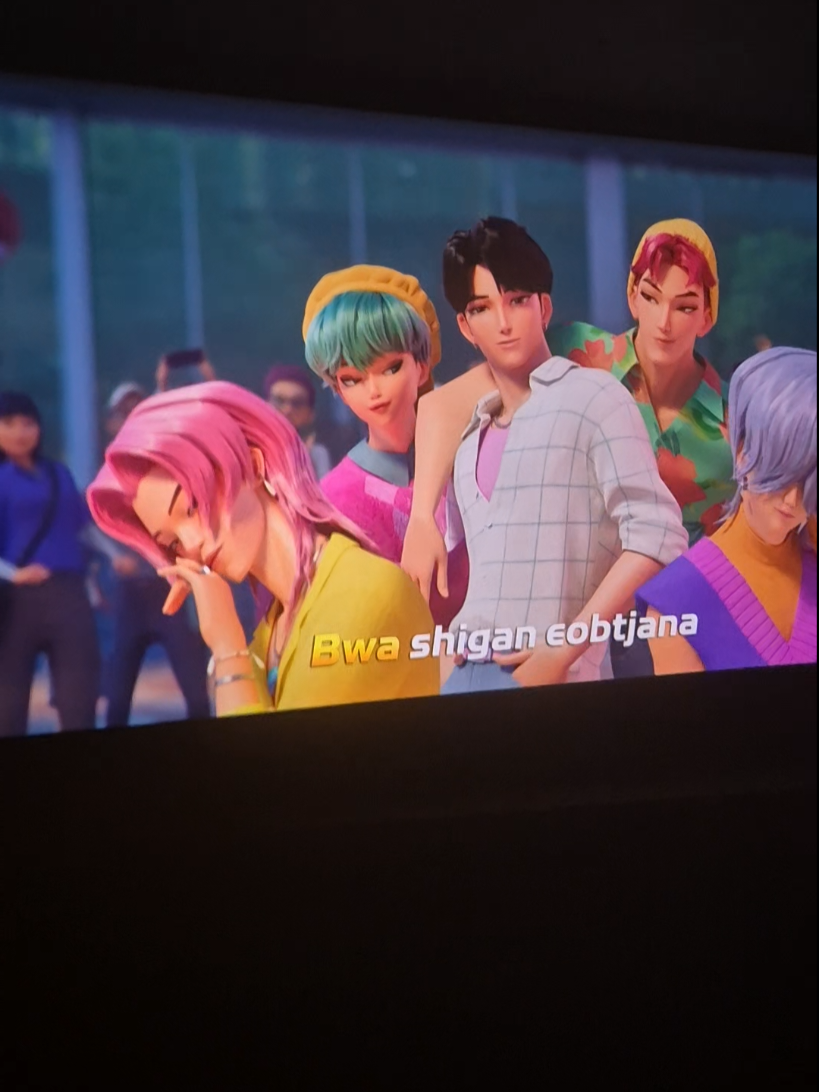 These kids were so loud🤣 this was at HOYTS Kdh sing along event #kpopdemonshunters #netflix #huntrix #sajaboys #kpopfyp 