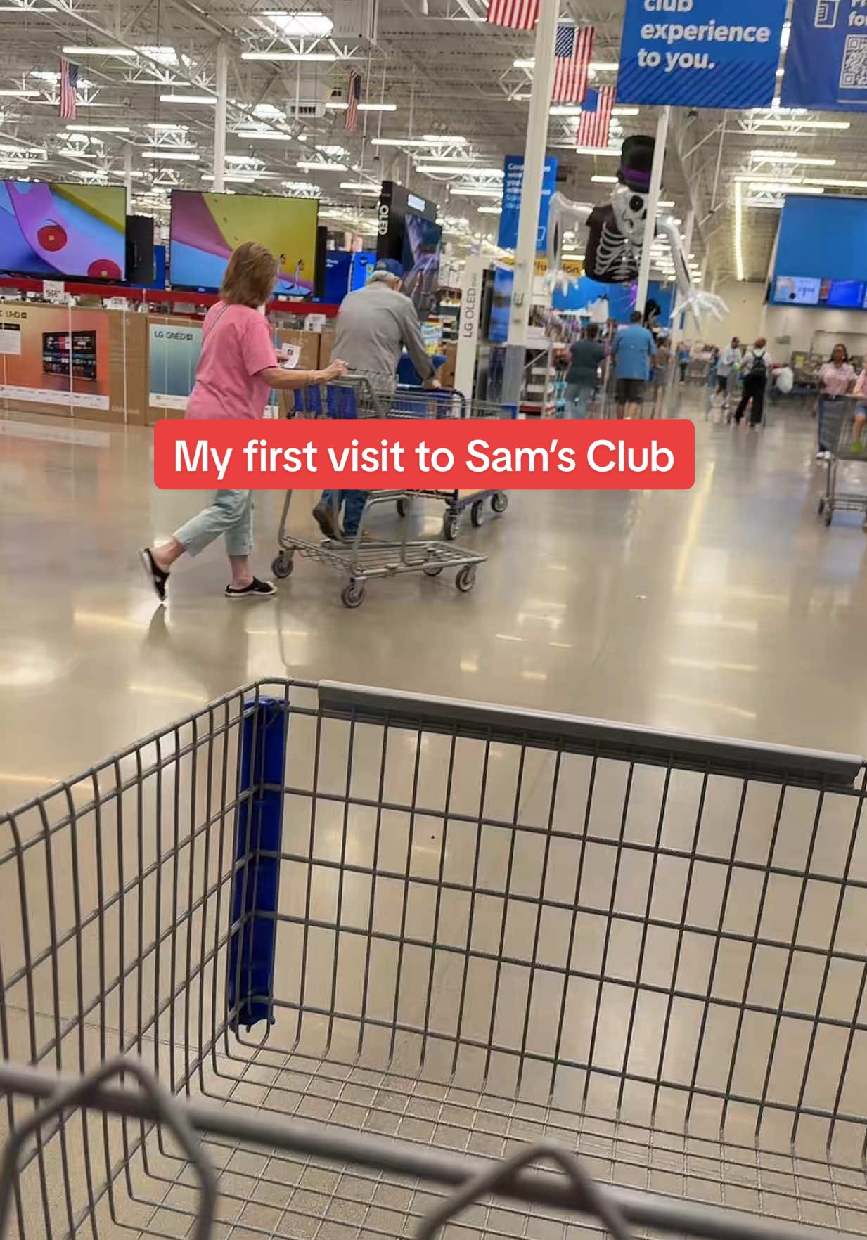 Couldn’t find the mini sandwiches, but def going back with my kids #firstsamsclubexperience #samsclub #bulkgroceryshopping