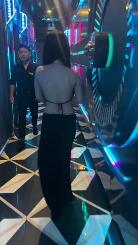 Welcome - KTV  - Karaoke -Vui Nhất Móng Cái !