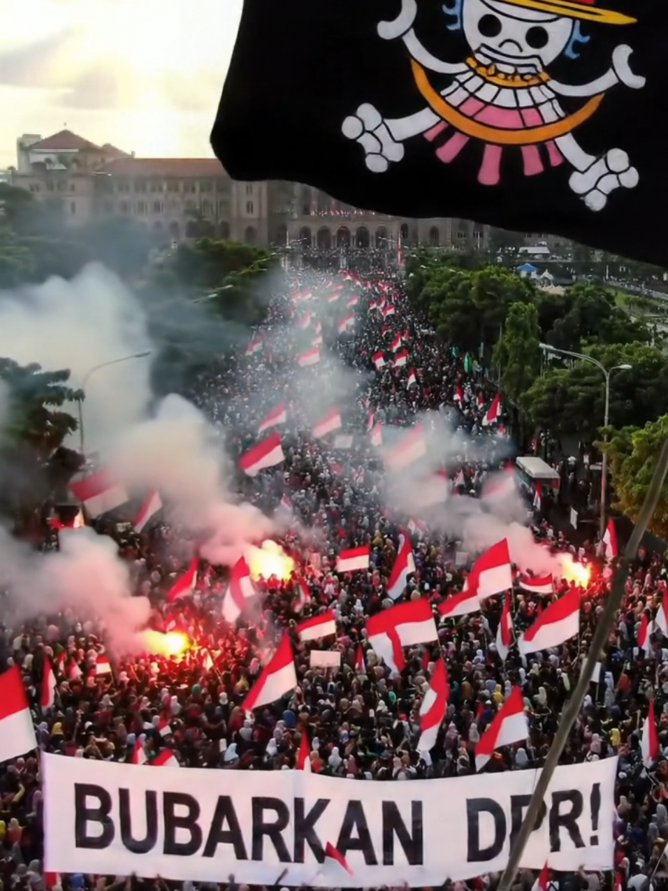 DEMO BUBARKAN DPR, HIDUP RAKYAT 25 AGUSTUS 2025 #viral #viralvideo #viraltiktok 