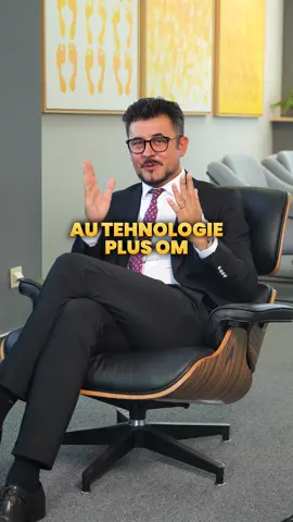 Viitorul antreprenoriatului nu e doar tehnologic ⚙️ ci și uman 🤝 Tehnologia nu înlocuiește oamenii, ci îi evidențiază: pe cei care gândesc și pe cei care nu. Fără lideri care inspiră și gândesc strategic, AI-ul și platformele sunt doar zgomot scump. Brandurile mari câștigă pentru că știu să combine tehnologia cu oamenii. 🔑 Viitorul aparține celor care fac mixul corect: tehnologie unde aduce valoare și umanitate unde contează. 💡 Scrie BRILU dacă vrei să integrezi AI în marketingul tău.