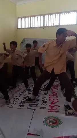 plissssssss tabola bale jawa😀😀😀 #tabolabale #tari #fyppppppppppppppppppppppp 