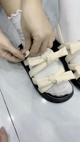 LÊN CHÂN TIẾP TỤC NÈ#sandalnu #sandalviral #trending #sandalxinh #sandalnuxinh 