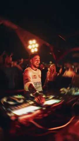 @Mahmut Orhan #mahmutorhan #MO #dj #vibes #🌹 