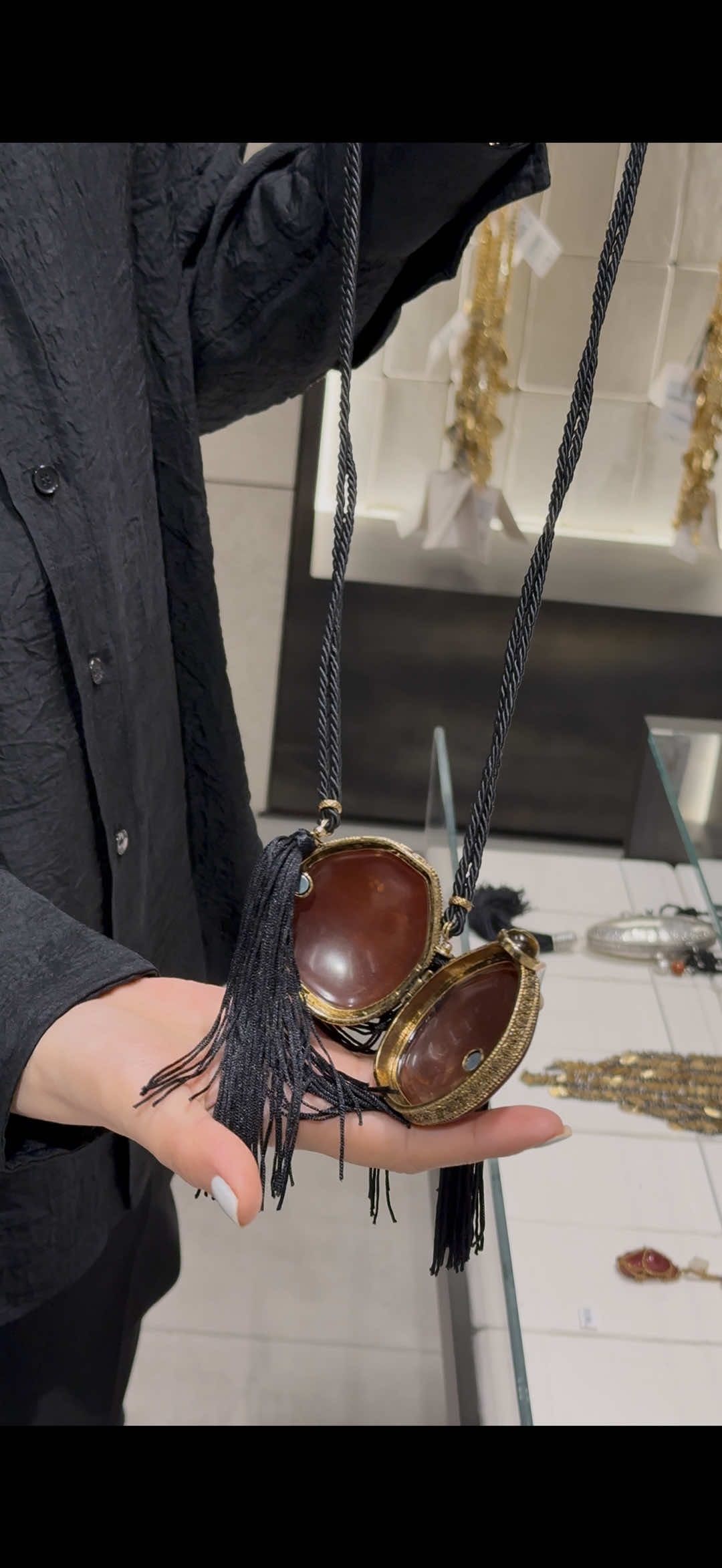 القطع ليمتد تدشن العدد جدا محدود لا يطوفكم Zara  #مضاوي #fashion #ازياء #دراعه_كويتيه #tiktok 