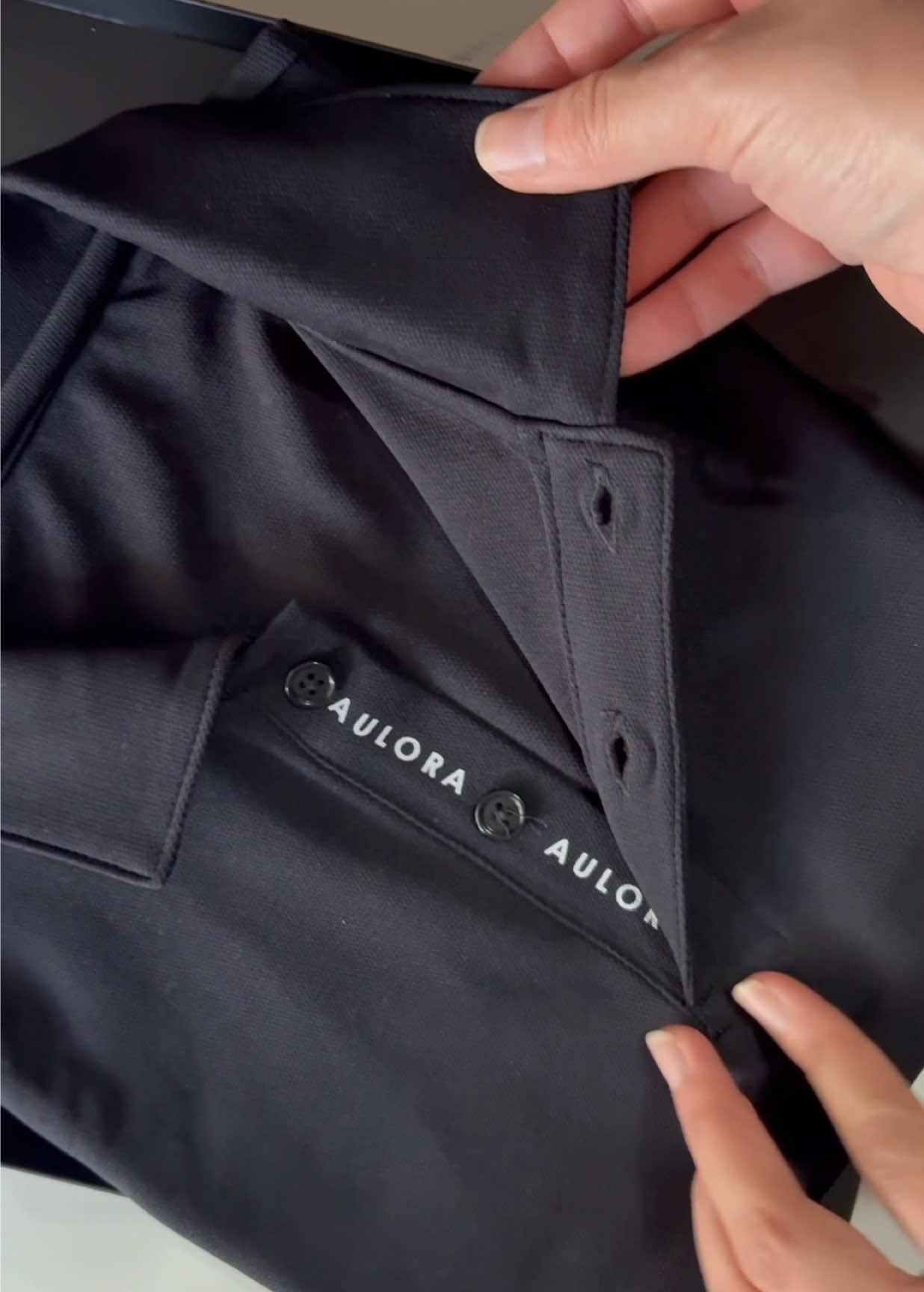✨ EXCLUSIVE ALERT ✨ Unboxing the AULORA Polo Shirt – bukan basic top biasa  Premium material, corporate + lifestyle ready ✅ Sharp collar + signature AULORA label = classy! Best part? With Kodenshi tech for better blood circulation & long-term health care.  This is not just fashion, it’s FUNCTION! 👉 Lifestyle wear + wellness = global trend now. Serious, you NEED one!  #auloraseries #auloratopswithkodenshi #kodenshi #farinfraredtherapy #beinternational  